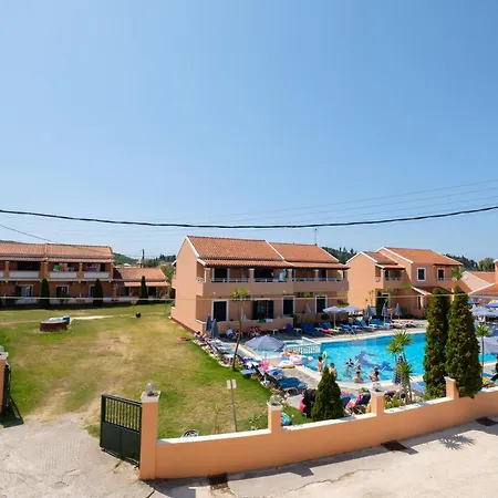 Theodosia Apartament *